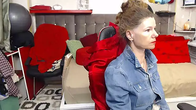 Snapshot of kellyterapy chatting on 5, 10, 2025 kellyterapy online show from 5, 10, 2025