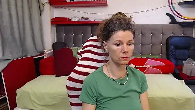 Snapshot of kellyterapy chatting on 19, 11, 2025 kellyterapy online show from 19, 11, 2025