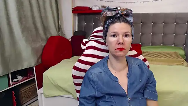 Snapshot of kellyterapy chatting on 1, 12, 2025 kellyterapy online show from 1, 12, 2025