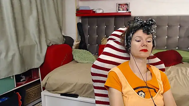 Snapshot of kellyterapy chatting on 13, 12, 2025 kellyterapy online show from 13, 12, 2025