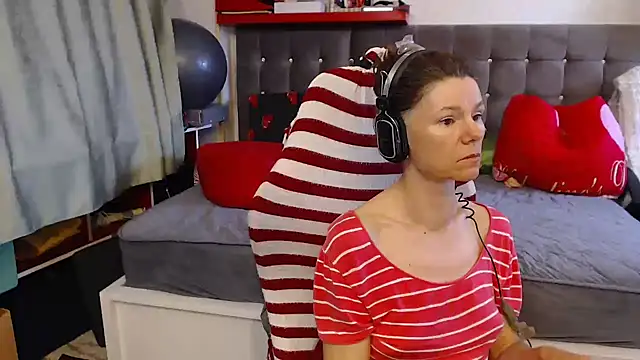 Snapshot of kellyterapy chatting on 4, 5, 2026 kellyterapy online show from 4, 5, 2026