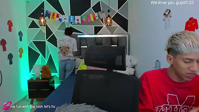 Juan Nd Steven online show from 12, 7, 2026