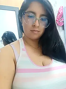  Angelinaandrade  online show from 13, 2, 2026