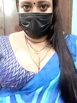 Snapshot of ashikaa_r chatting on 23, 1, 2025 ashikaa r online show from 23, 1, 2025