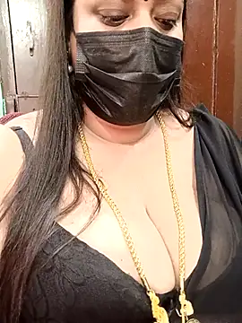 Snapshot of ashikaa_r chatting on 24, 2, 2025 ashikaa r online show from 24, 2, 2025