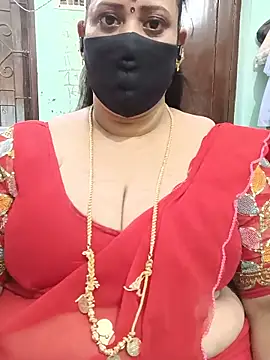 Snapshot of ashikaa_r chatting on 26, 5, 2026 ashikaa r online show from 26, 5, 2026