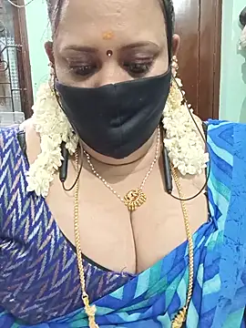 Snapshot of ashikaa_r chatting on 31, 5, 2026 ashikaa r online show from 31, 5, 2026