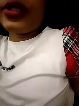 Snapshot of Hot_Goldengirl chatting on 10, 3, 2025 Hot Goldengirl online show from 10, 3, 2025