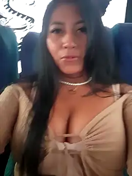 Snapshot of luisa16xxx chatting on 5, 12, 2025 luisa16xxx online show from 5, 12, 2025