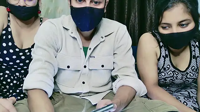 Snapshot of RupaliDixit chatting on 3, 10, 2025 RupaliDixit online show from 3, 10, 2025