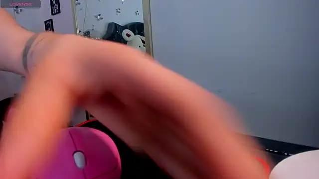 Snapshot of _Antonnela_ chatting on 13, 2, 2025 Antonnela online show from 13, 2, 2025