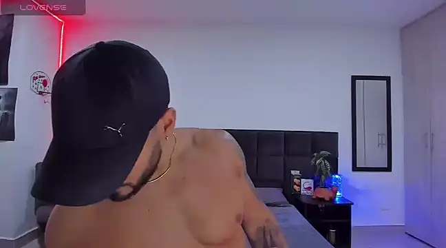 Snapshot of Alexander_Martines chatting on 15, 1, 2025 Alexander Martines online show from 15, 1, 2025