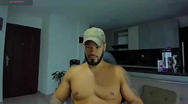 Snapshot of Alexander_Martines chatting on 13, 3, 2025 Alexander Martines online show from 13, 3, 2025