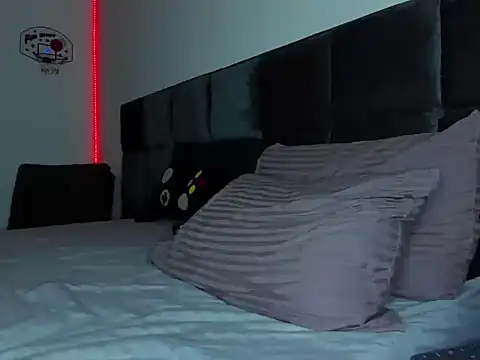 Snapshot of Alexander_Martines chatting on 11, 11, 2025 Alexander Martines online show from 11, 11, 2025