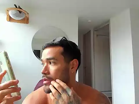 Snapshot of Alexander_Martines chatting on 15, 7, 2026 Alexander Martines online show from 15, 7, 2026