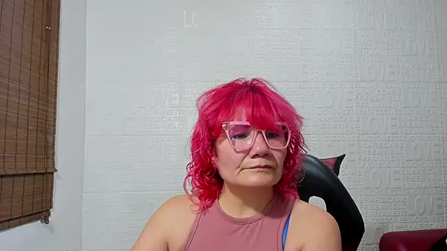 Snapshot of Salomeediaz_ chatting on 18, 2, 2025 Salomeediaz online show from 18, 2, 2025