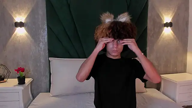 Snapshot of Alexiis_Etereo chatting on 2, 3, 2026 Alexiis Etereo online show from 2, 3, 2026