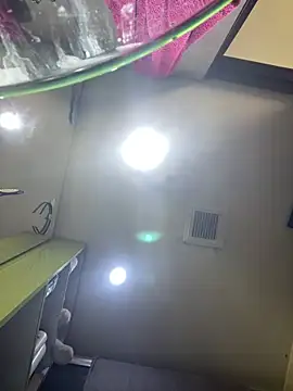 Charlotte cute18 online show from 12, 12, 2024