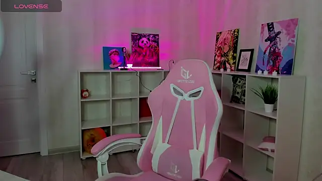 Snapshot of Stacey_Brown chatting on 2, 12, 2024 Stacey Brown online show from 2, 12, 2024