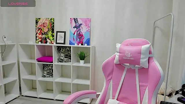 Snapshot of Stacey_Brown chatting on 5, 12, 2024 Stacey Brown online show from 5, 12, 2024