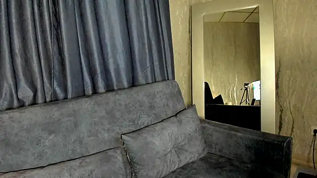 Snapshot of Stacey_Brown chatting on 12, 12, 2024 Stacey Brown online show from 12, 12, 2024