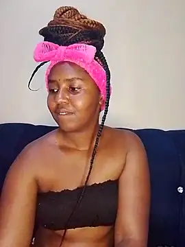 Snapshot of Sexxycheeks- chatting on 19, 2, 2025 Sexxycheeks- online show from 19, 2, 2025