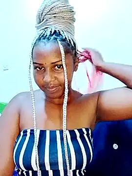 Snapshot of Sexxycheeks- chatting on 2, 3, 2025 Sexxycheeks- online show from 2, 3, 2025