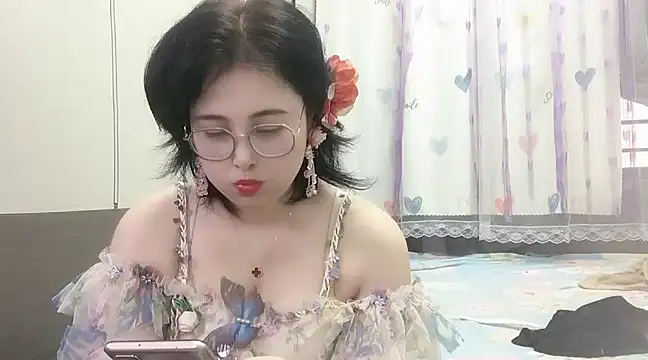 Hanicarrot online show from 11, 2, 2025