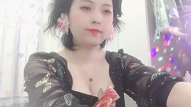 Hanicarrot online show from 26, 2, 2025