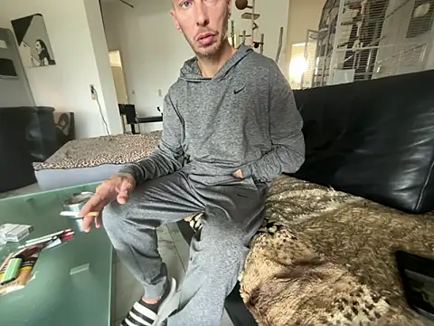 Snapshot of Germankink chatting on 9, 10, 2025 Germankink online show from 9, 10, 2025