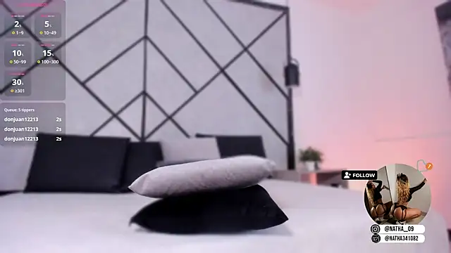 Natasha Smith09 online show from 15, 1, 2025