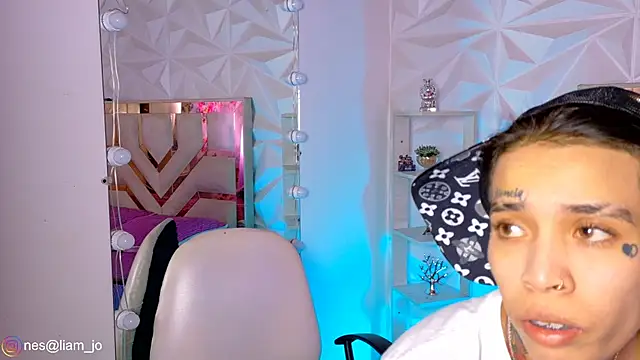 Jonesliam23 online show from 28, 5, 2026
