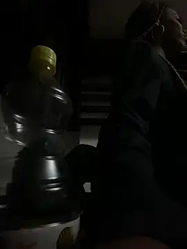 adaraSmiith online show from 11, 1, 2025