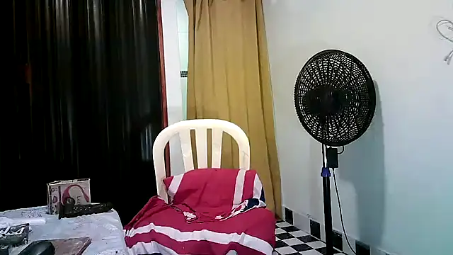 Snapshot of kimmiemm chatting on 28, 12, 2024 kimmiemm online show from 28, 12, 2024