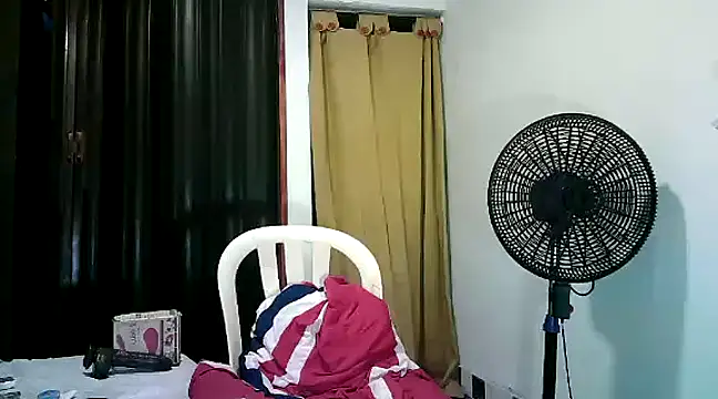 Snapshot of kimmiemm chatting on 20, 1, 2025 kimmiemm online show from 20, 1, 2025