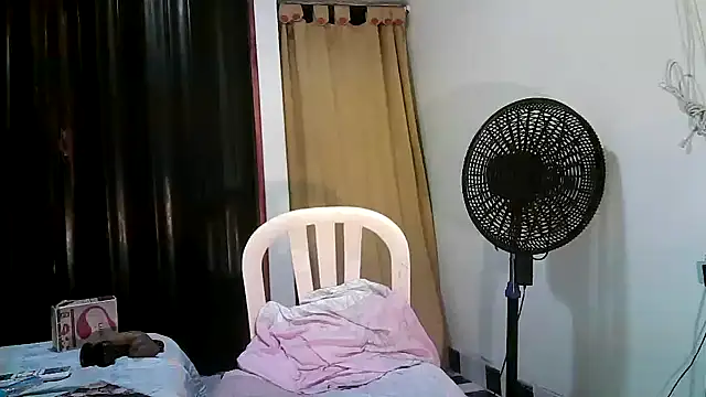 Snapshot of kimmiemm chatting on 23, 3, 2025 kimmiemm online show from 23, 3, 2025