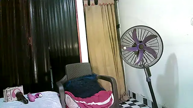 kimmiemm online show from 16, 12, 2025