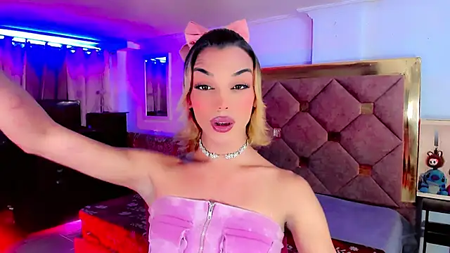 Snapshot of the-horus-girl chatting on 26, 9, 2025 the-horus-girl online show from 26, 9, 2025