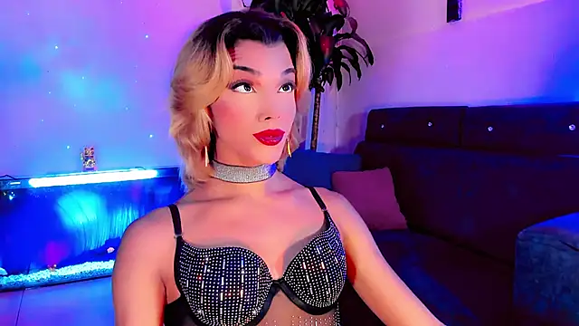 Snapshot of the-horus-girl chatting on 10, 10, 2025 the-horus-girl online show from 10, 10, 2025