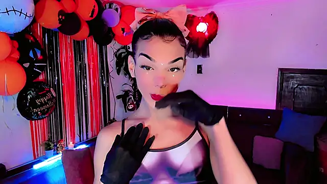 Snapshot of the-horus-girl chatting on 26, 10, 2025 the-horus-girl online show from 26, 10, 2025