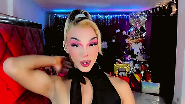 Snapshot of the-horus-girl chatting on 4, 12, 2025 the-horus-girl online show from 4, 12, 2025