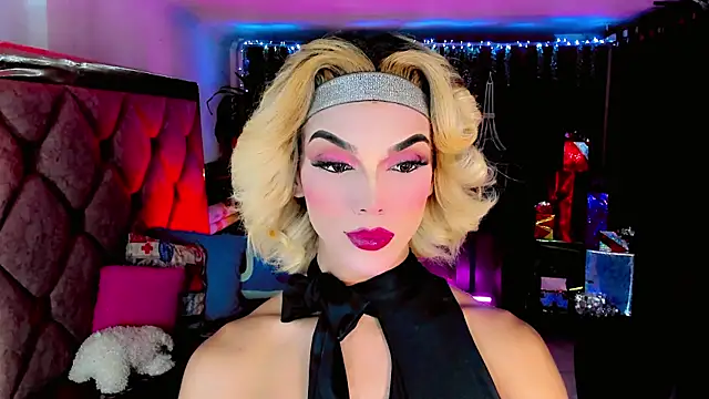 Snapshot of the-horus-girl chatting on 20, 12, 2025 the-horus-girl online show from 20, 12, 2025