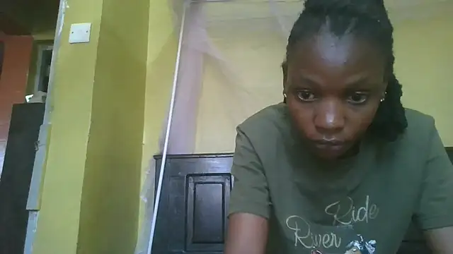Snapshot of slim_girl02 chatting on 30, 5, 2026 slim girl02 online show from 30, 5, 2026