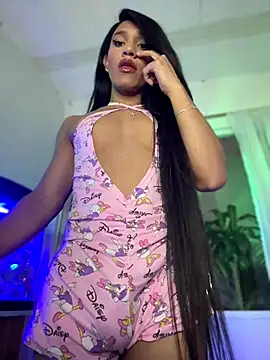 Snapshot of Emaa- chatting on 12, 11, 2025 Emaa- online show from 12, 11, 2025