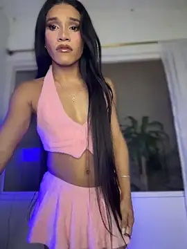 Snapshot of Emaa- chatting on 23, 11, 2025 Emaa- online show from 23, 11, 2025