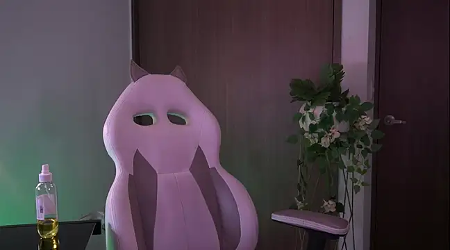 Snapshot of appolo_allen chatting on 12, 12, 2024 appolo allen online show from 12, 12, 2024