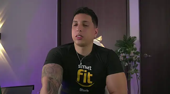 Snapshot of appolo_allen chatting on 12, 1, 2025 appolo allen online show from 12, 1, 2025