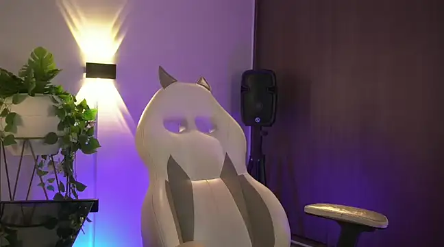 Snapshot of appolo_allen chatting on 3, 2, 2025 appolo allen online show from 3, 2, 2025