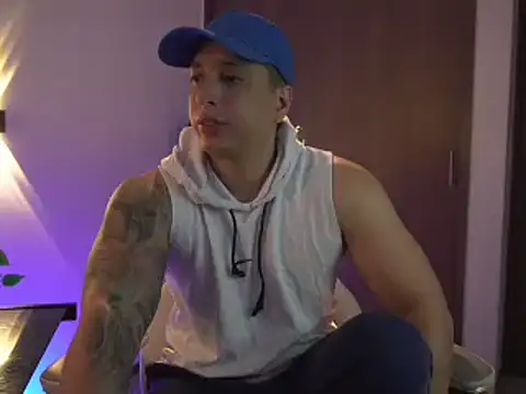 Snapshot of appolo_allen chatting on 21, 2, 2025 appolo allen online show from 21, 2, 2025