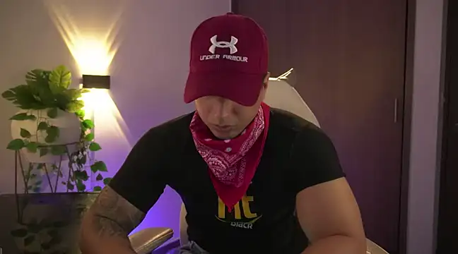 Snapshot of appolo_allen chatting on 25, 2, 2025 appolo allen online show from 25, 2, 2025